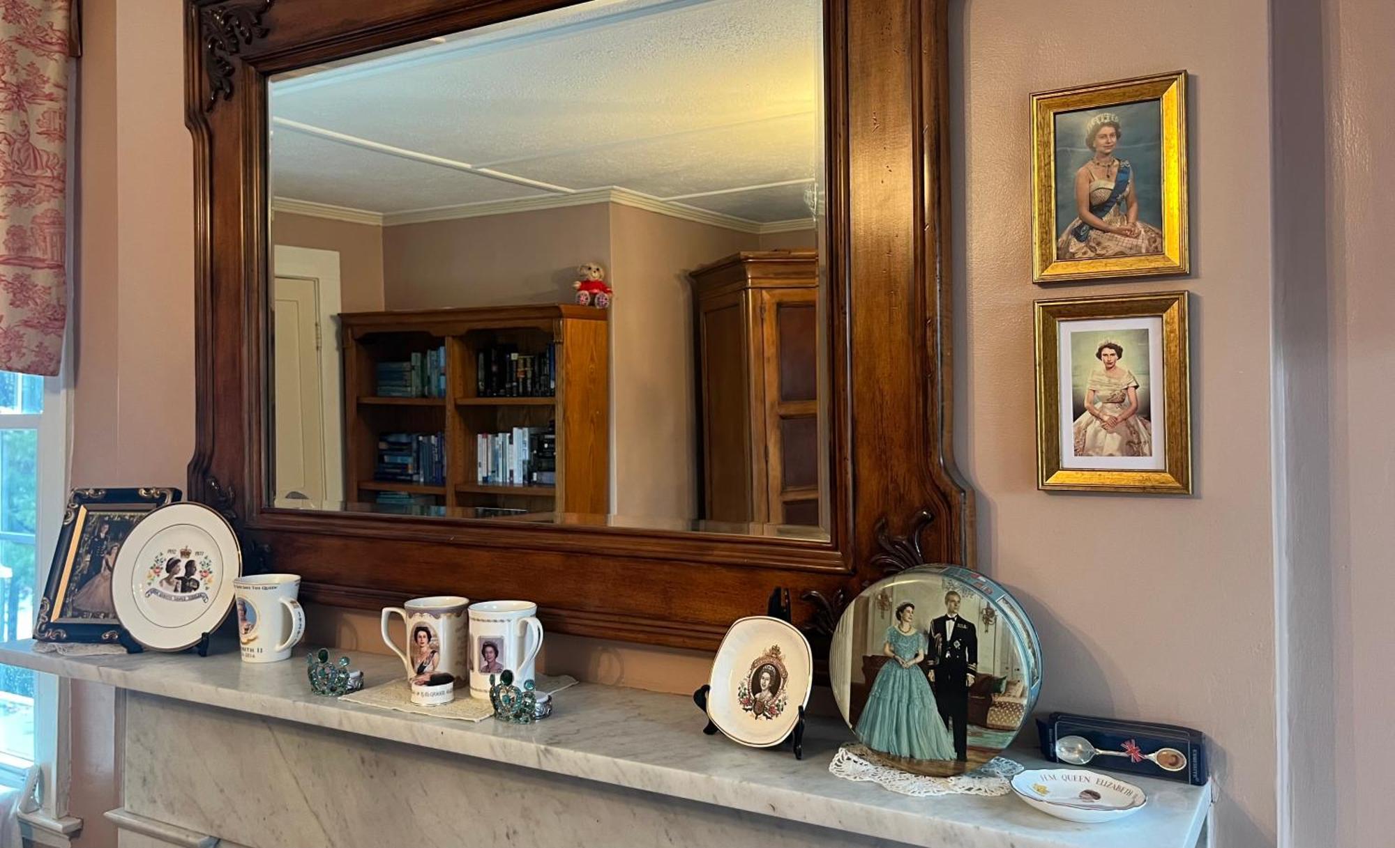 Antique1242 British Bed & Breakfast Enfield Exterior foto
